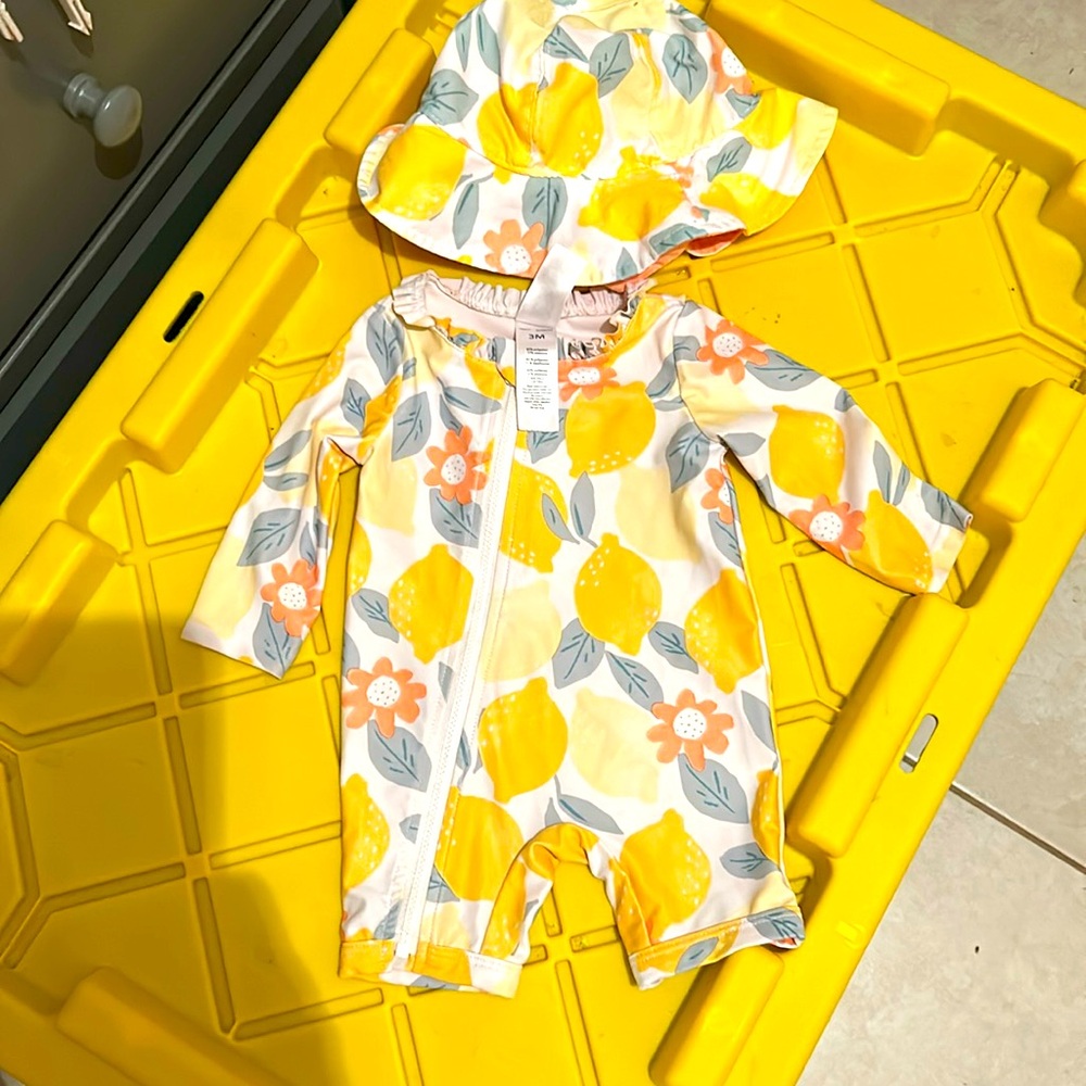 Baby girl, bathing suit